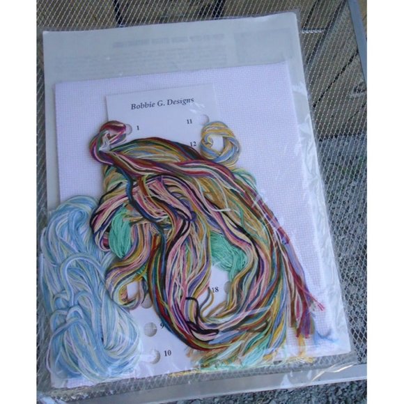 NIP Vintage 1999 Bobbie G Designs New Baby Counted Cross Stitch Kit NB1699 - Picture 4 of 5